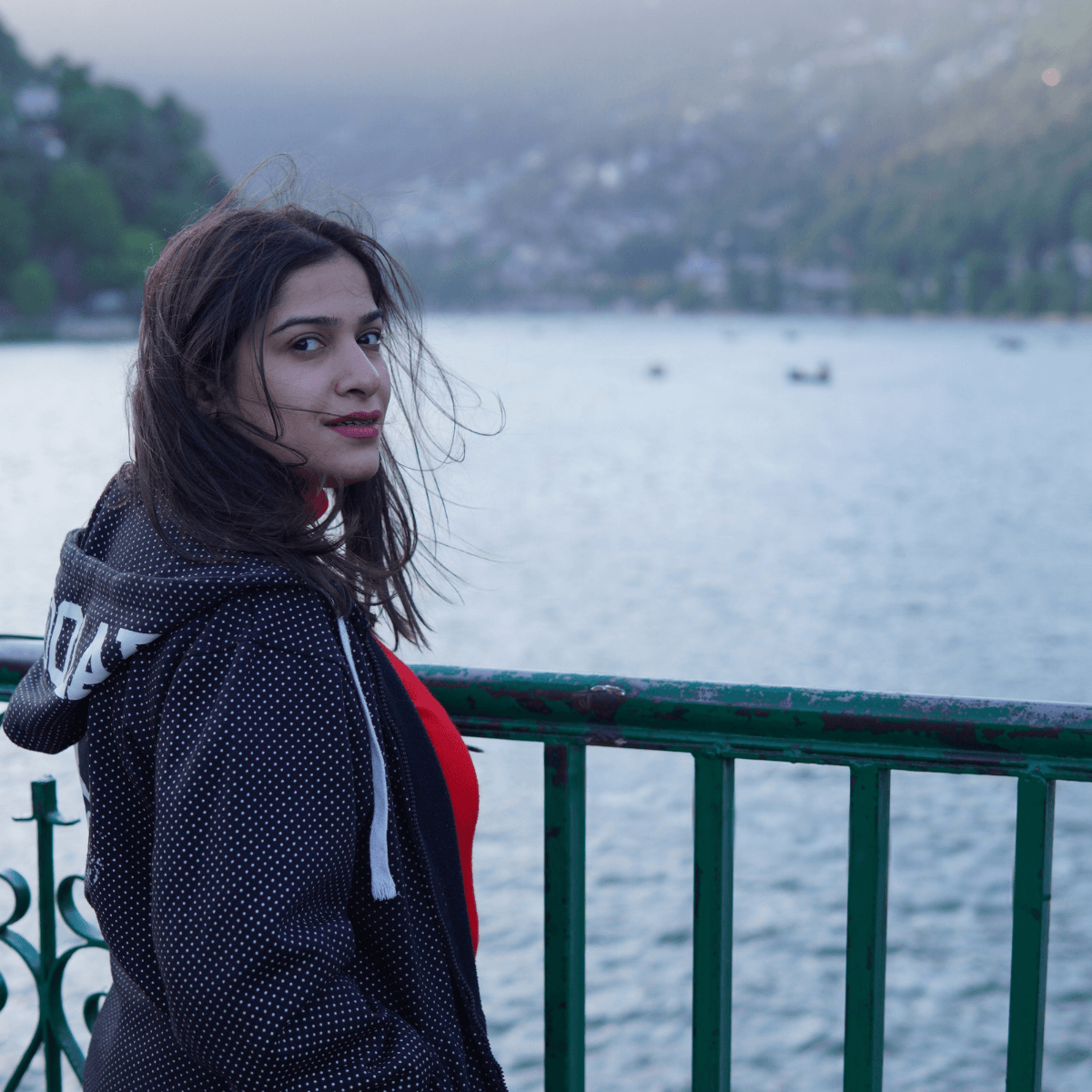 BrandsAyushi1_e4zeh_1200