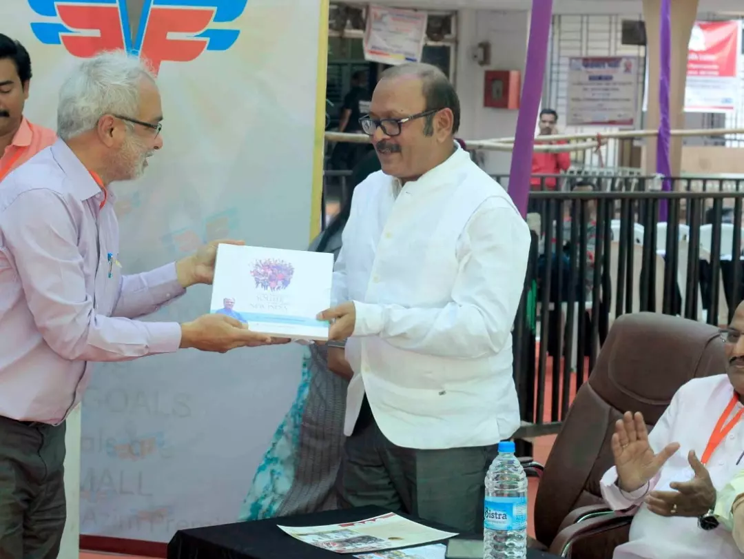 63e7d8e63ae98ezgif_k2mza_1080