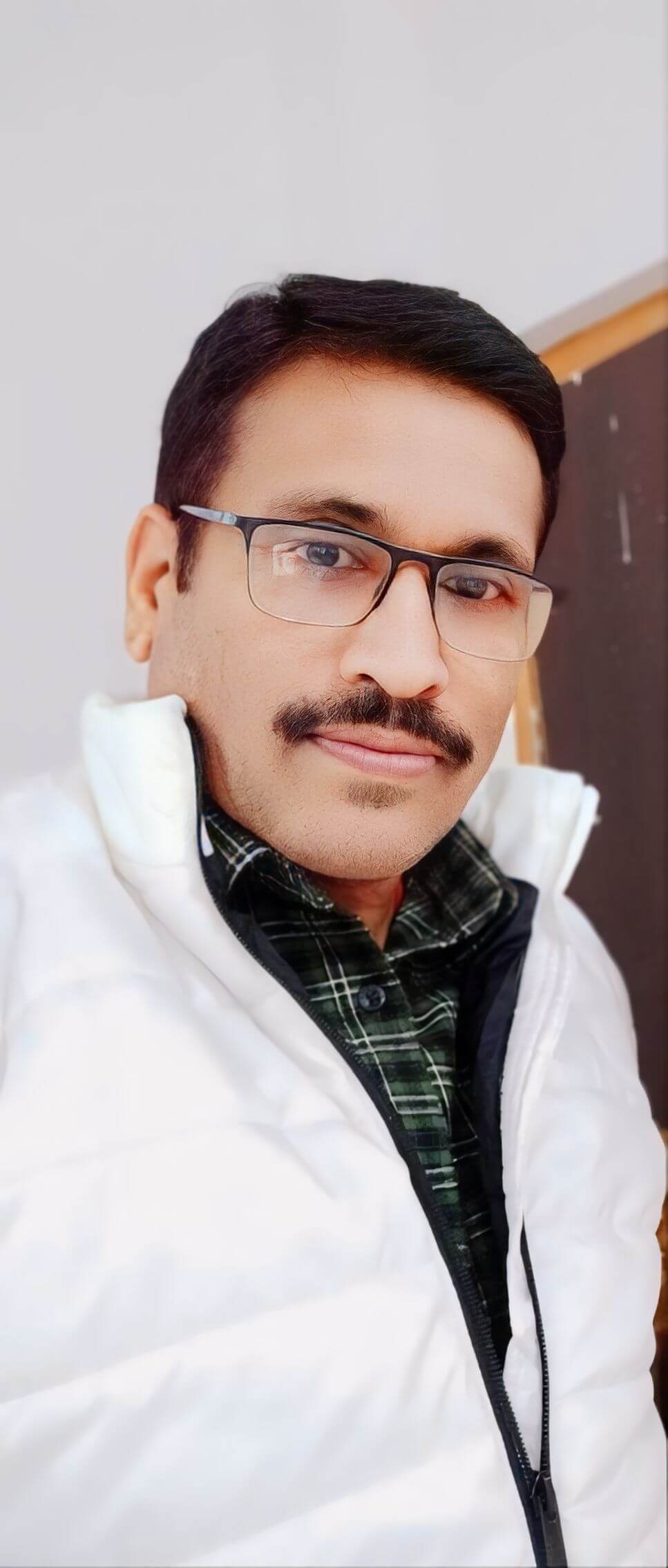 e4mzg_967_WhatsAppImage20240304at15