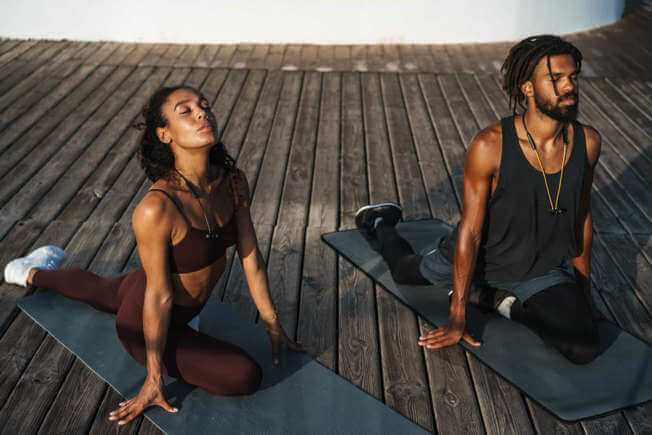 cwnjy_652_Stretching