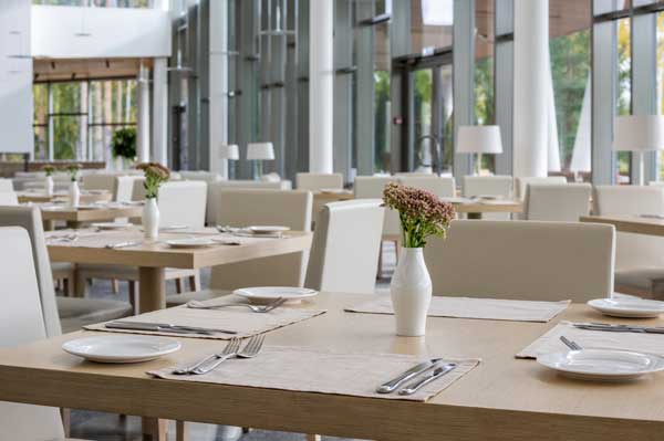 k1nje_600_restaurant