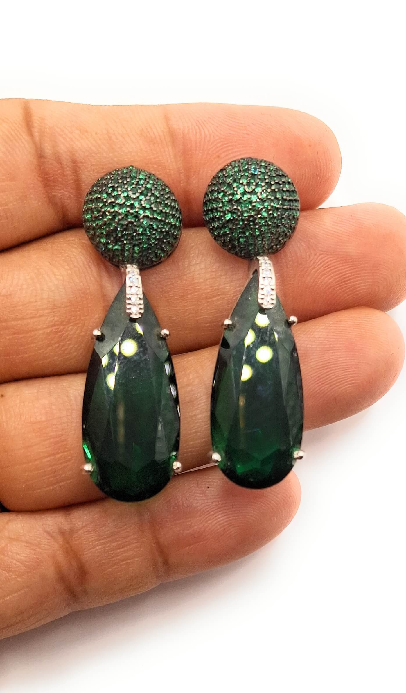 20240624232747_i3odm_1398