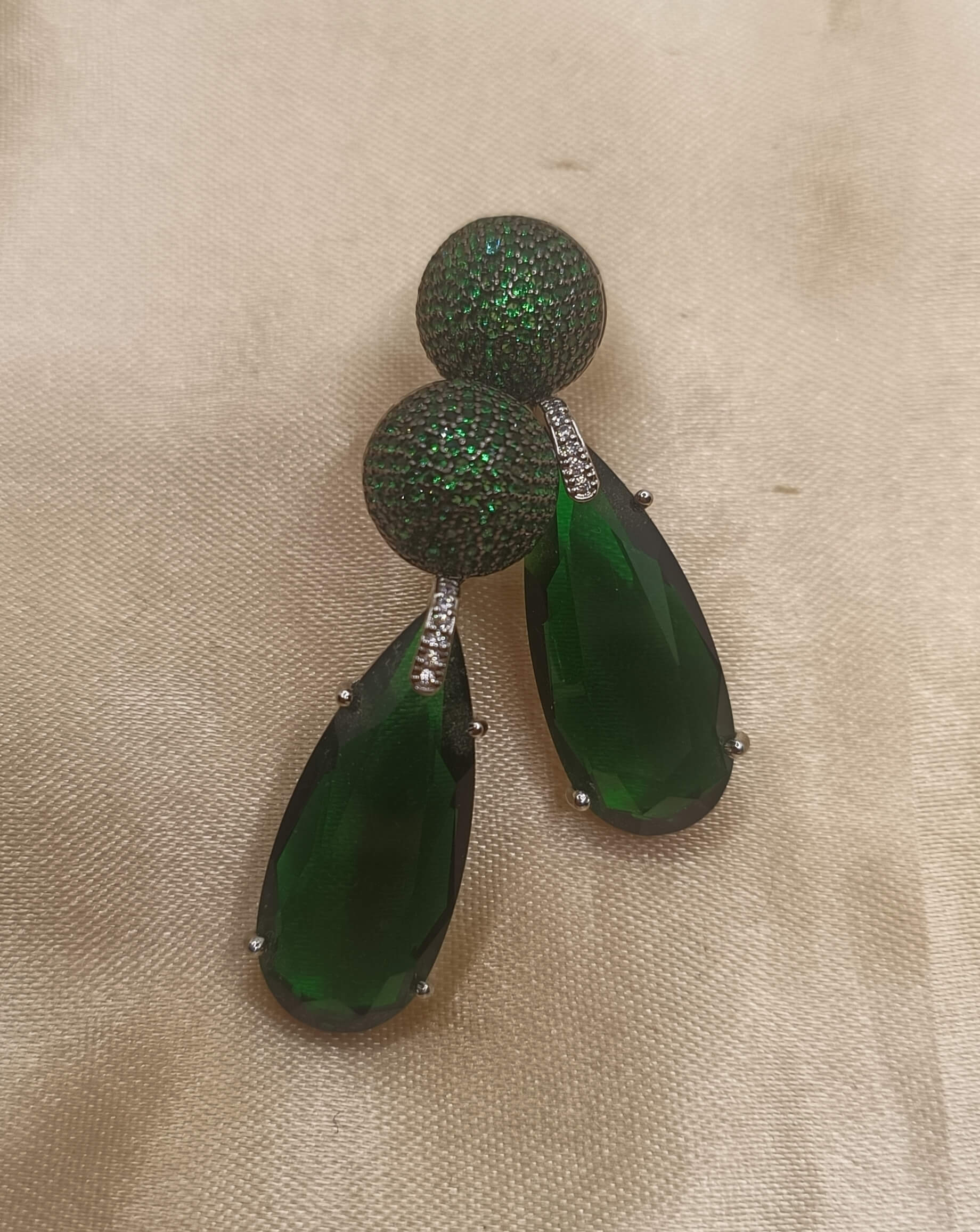 GreenstoneearringsRs900_u5mji_1840