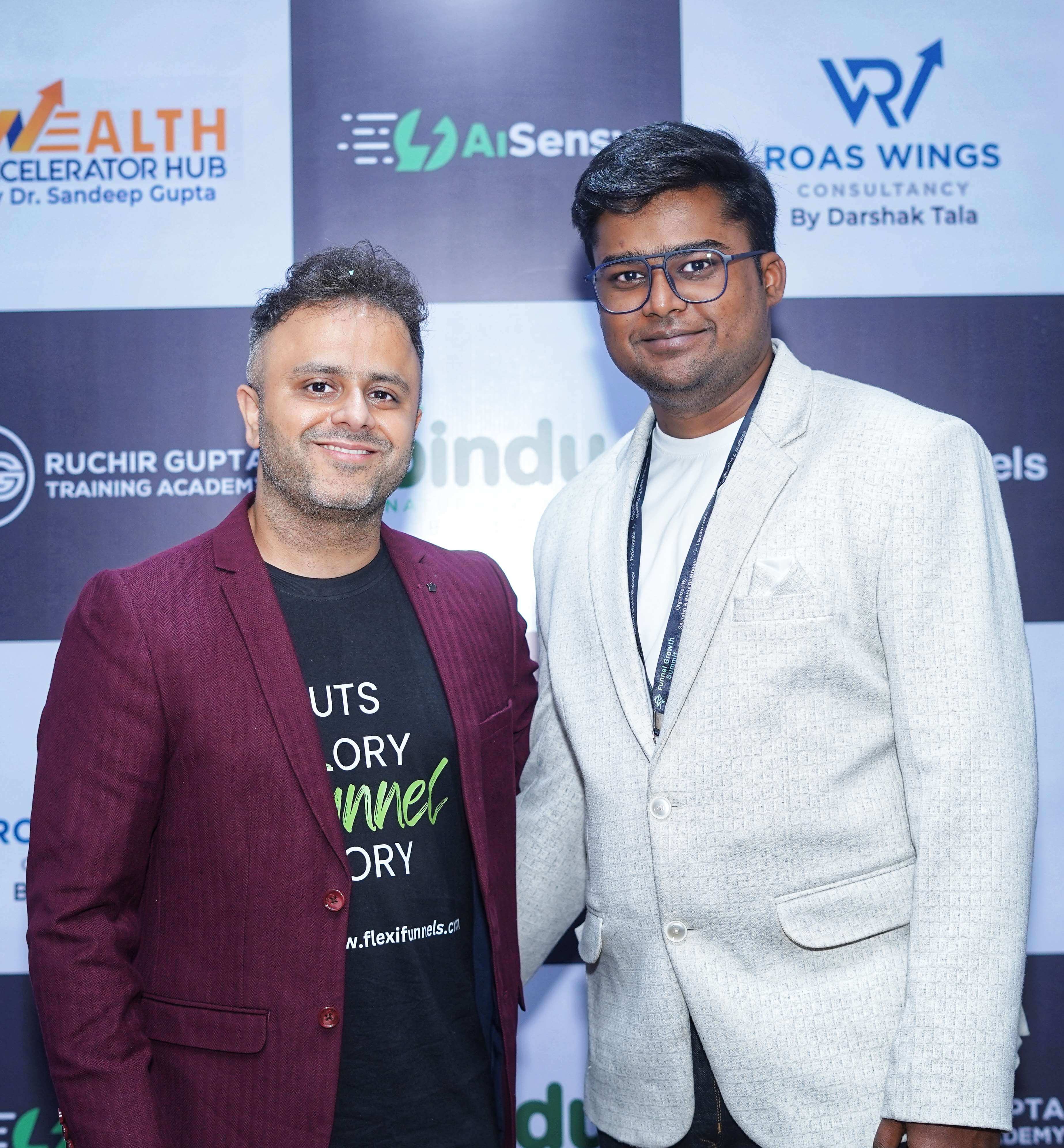 PhotowithSaurabhBhatnagar_q5mty_3694