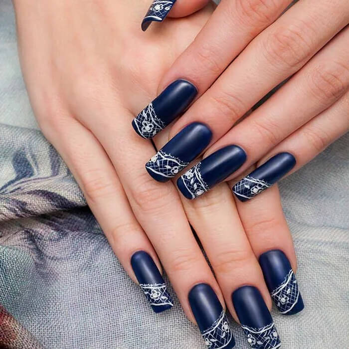 exmzi_700_Nails