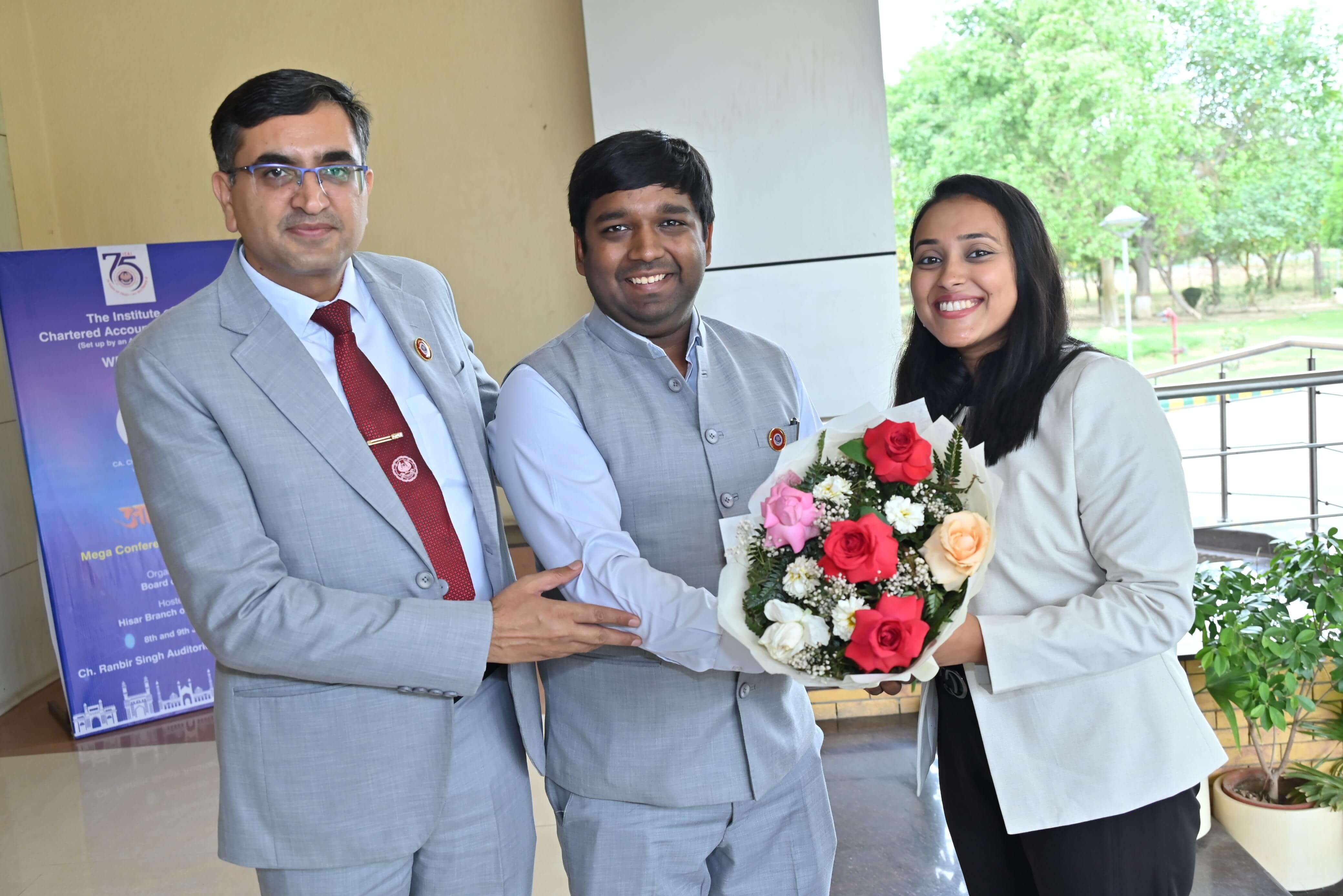 WhatsAppImage20250429at16_q1mdk_4160