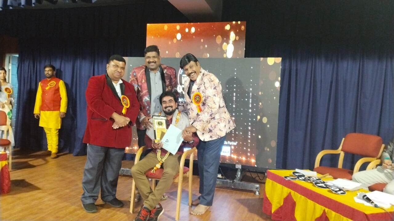 301108005102098773818088133628677382583482875n_eynzq_1280