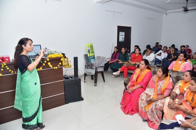 1000409869_a4ndq_650