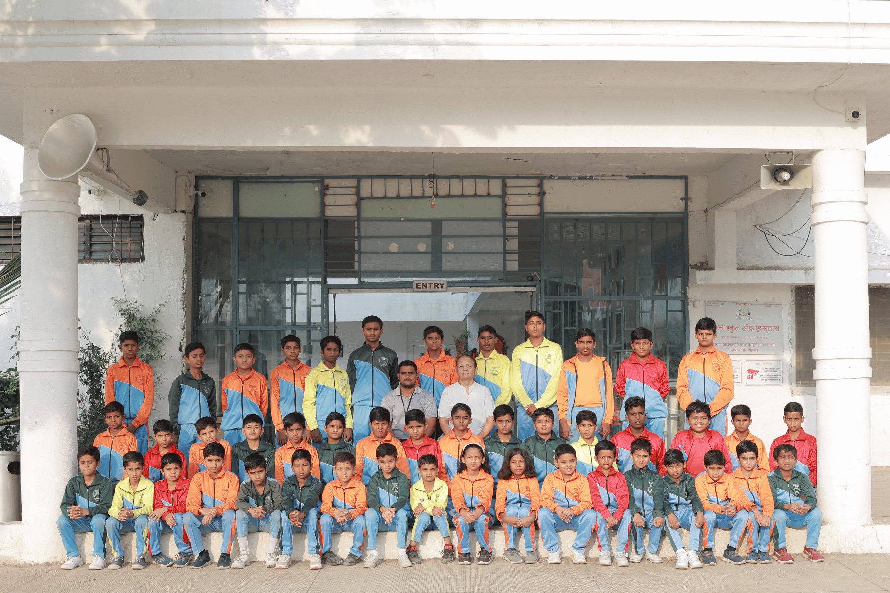 SimpleMinimalistChristmasPhotoCard_kwmzq_1800