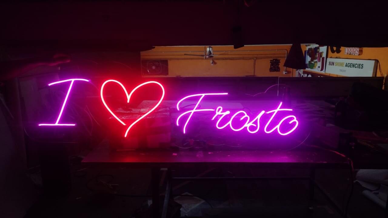 neonsignboards_i4oti_1280