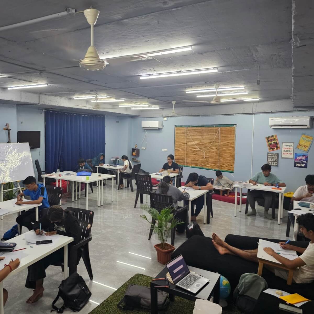 IMG20241001WA02401_u0mju_1200