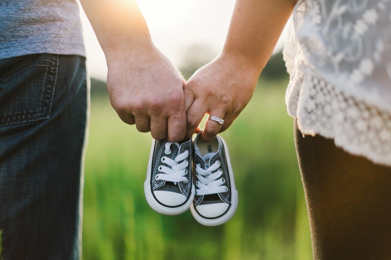 financiallyenlighteningplanningforaBaby1300x867_u2njc_1300