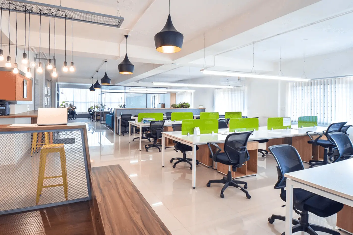 officeinteriordesignerinIndiaFurnixo_gn96s_1400