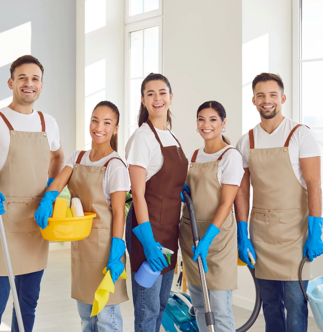 StaffUniform_aymzg_1050
