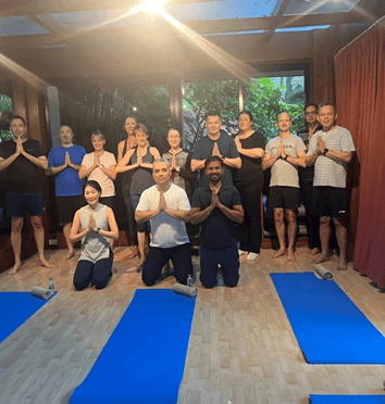 WelcomeYoga_m4mdy_354