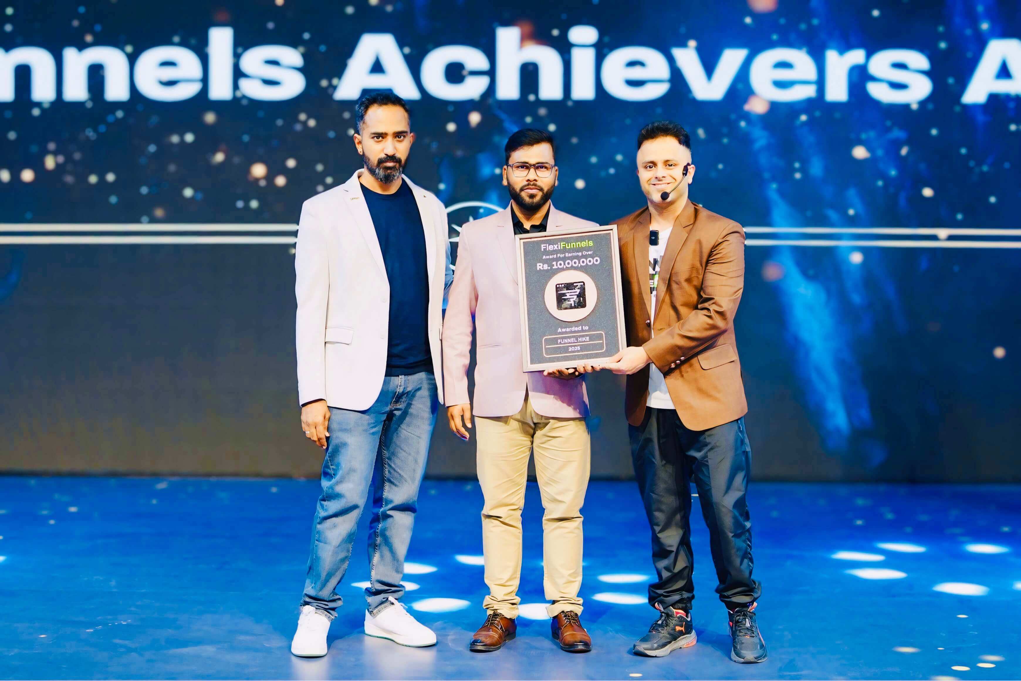 10LAward2_a4mzm_3480