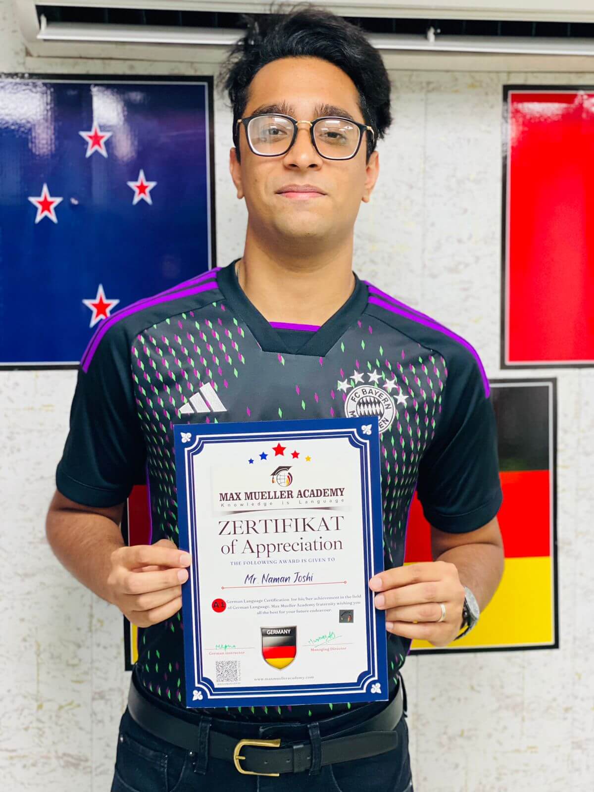 49c76bea0fbf43abb234a028cc2eea05_m1ntu_1200