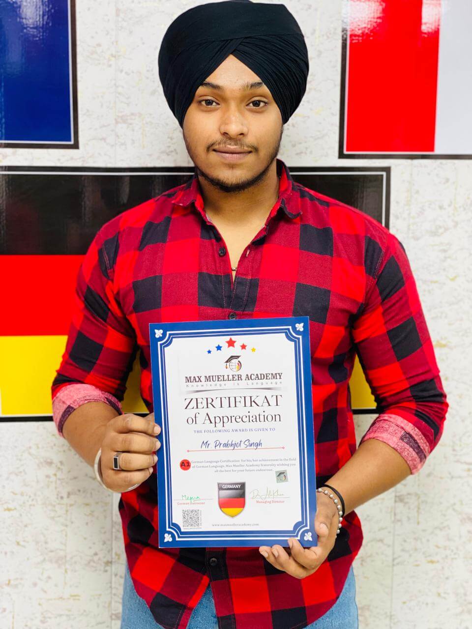 676a054743c14a74887d28d3fe75acae_ewotu_960