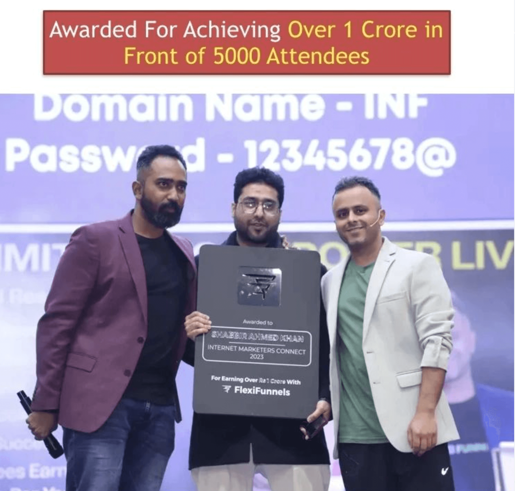 1croreaward_u3odg_1760