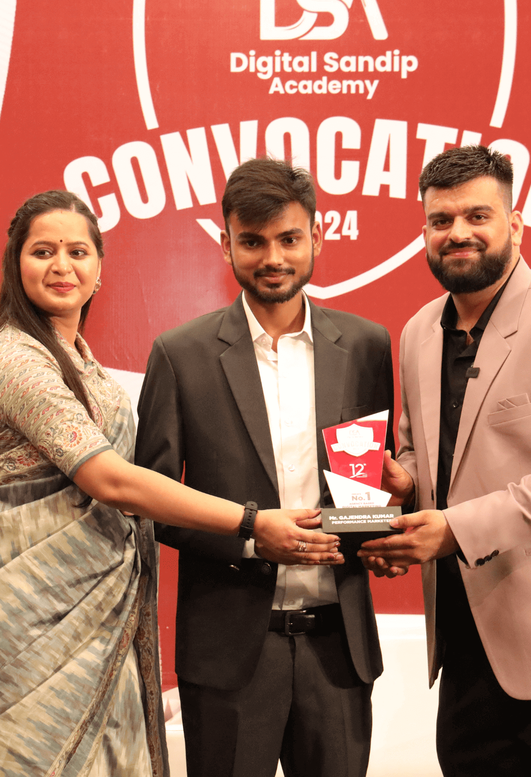 High Profit Coaching participating in elite marketing networking event with top 1% growth strategists India