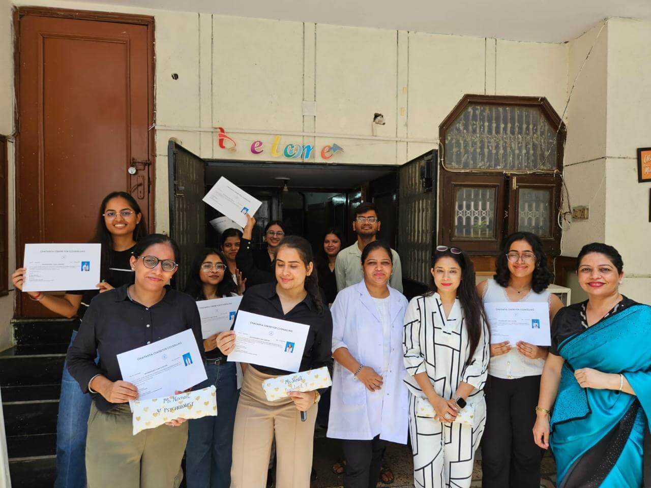 clinicstaff_wy4c8_1280