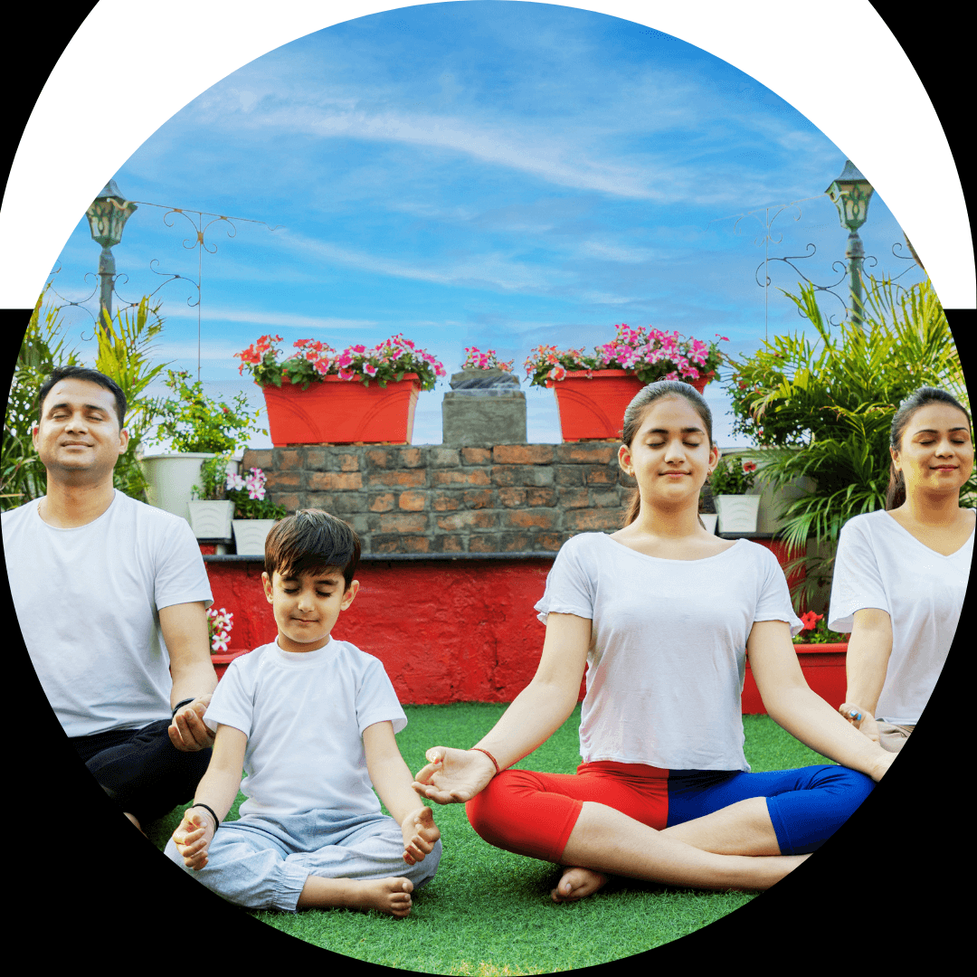 BlackandGoldElegantHappyNewYearInstagramPost25_y5njg_1080