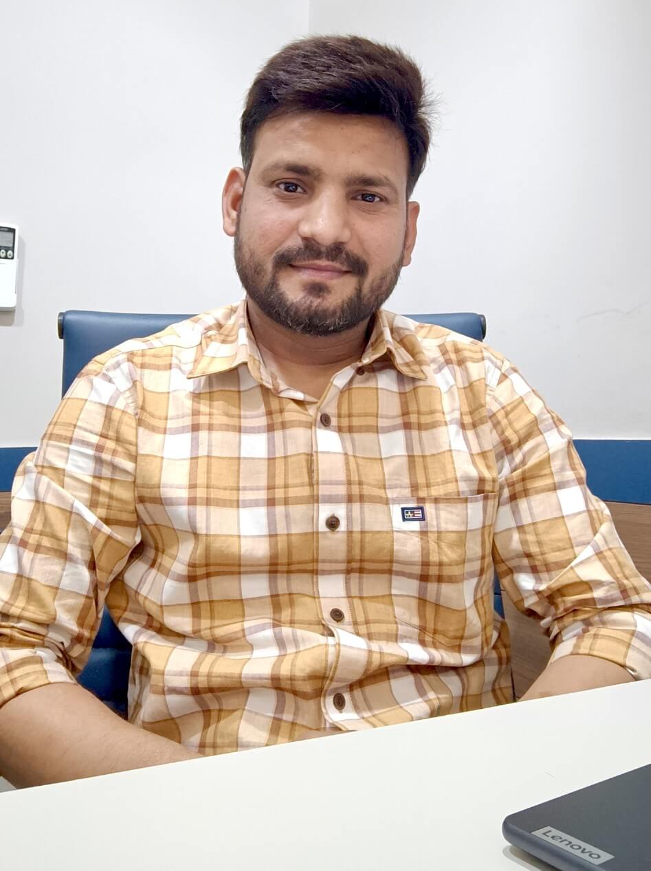 Dr. Naveen Kumar