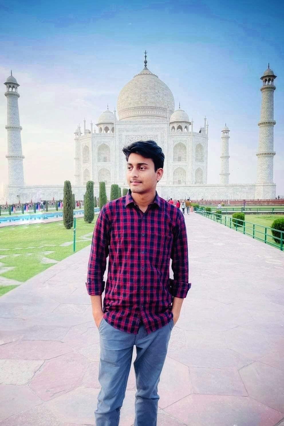 504507214122096693198903476178646221880253665n_ewmzy_992