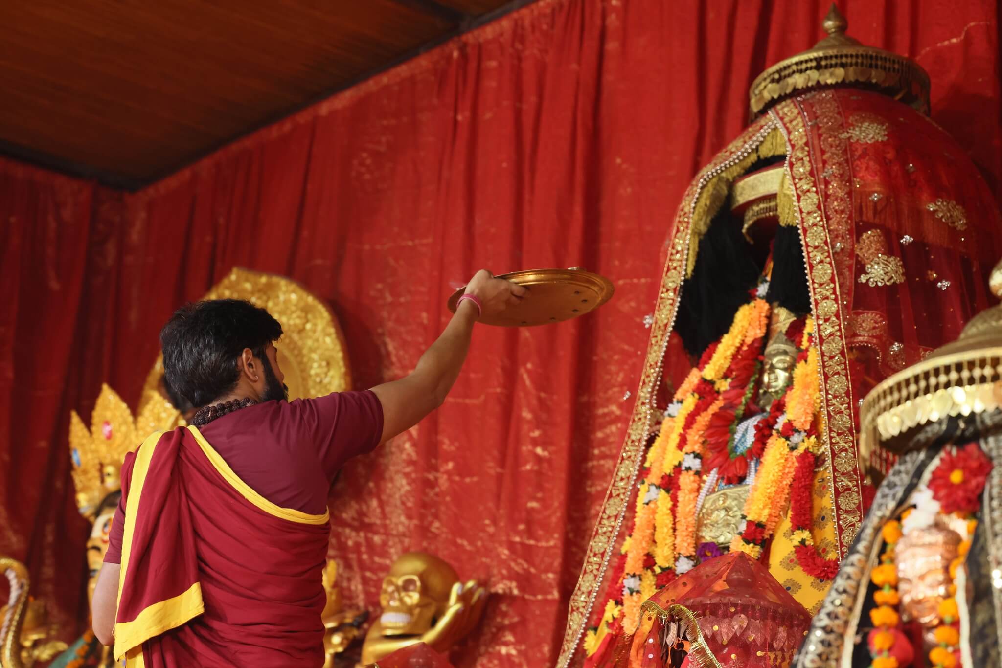 4820675349612338928148973018863961177449015n_8kal5_2048