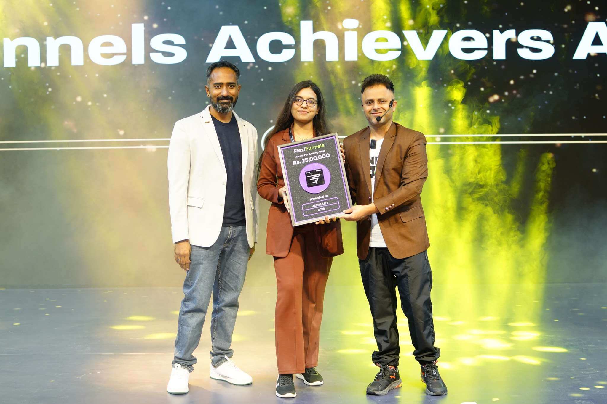 chandniaward3_i4ody_2048