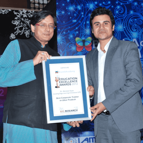 mrshashitharoor1500_u0ndm_500