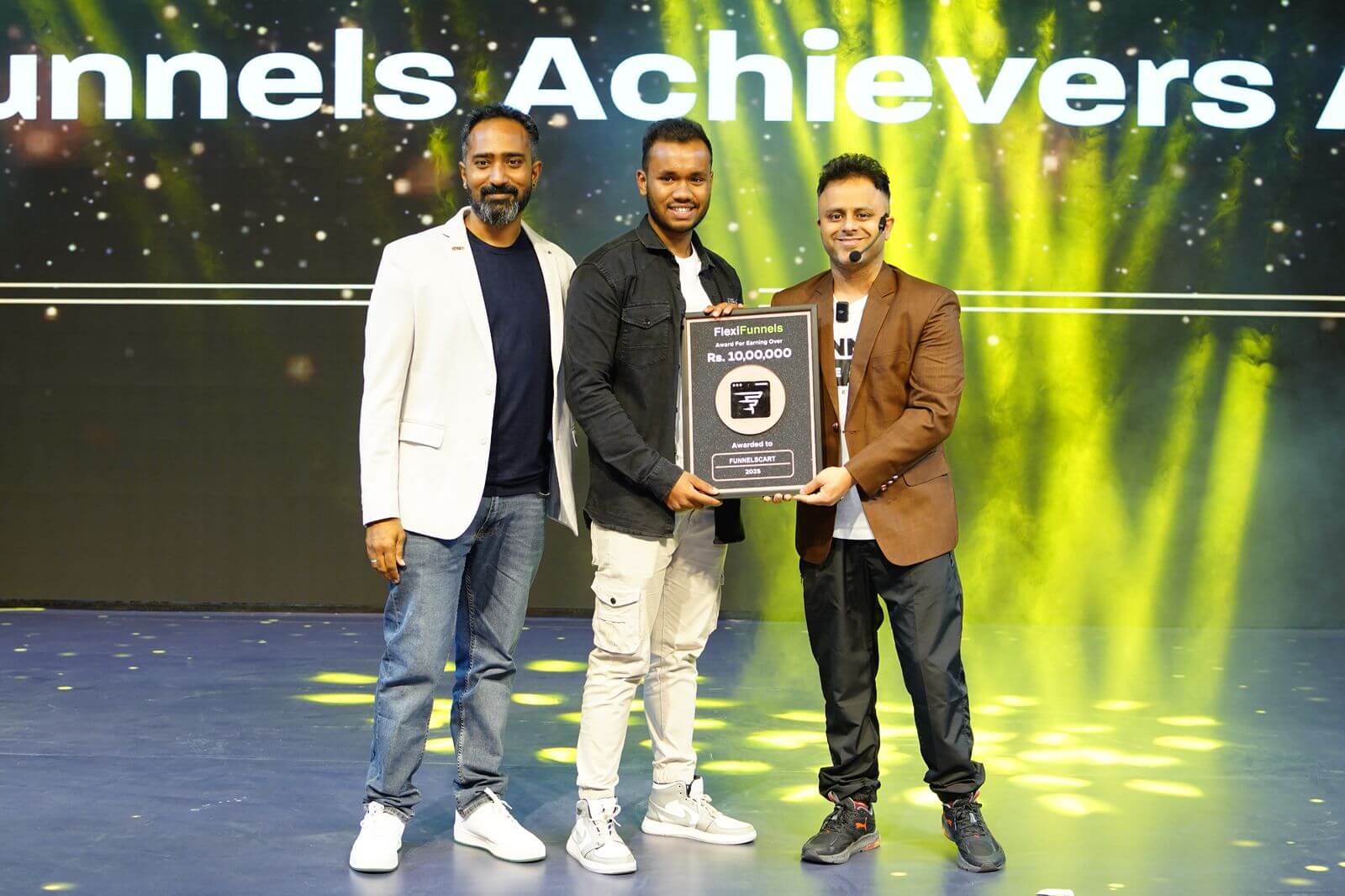 WhatsAppImage20250322at19_u1nta_1600