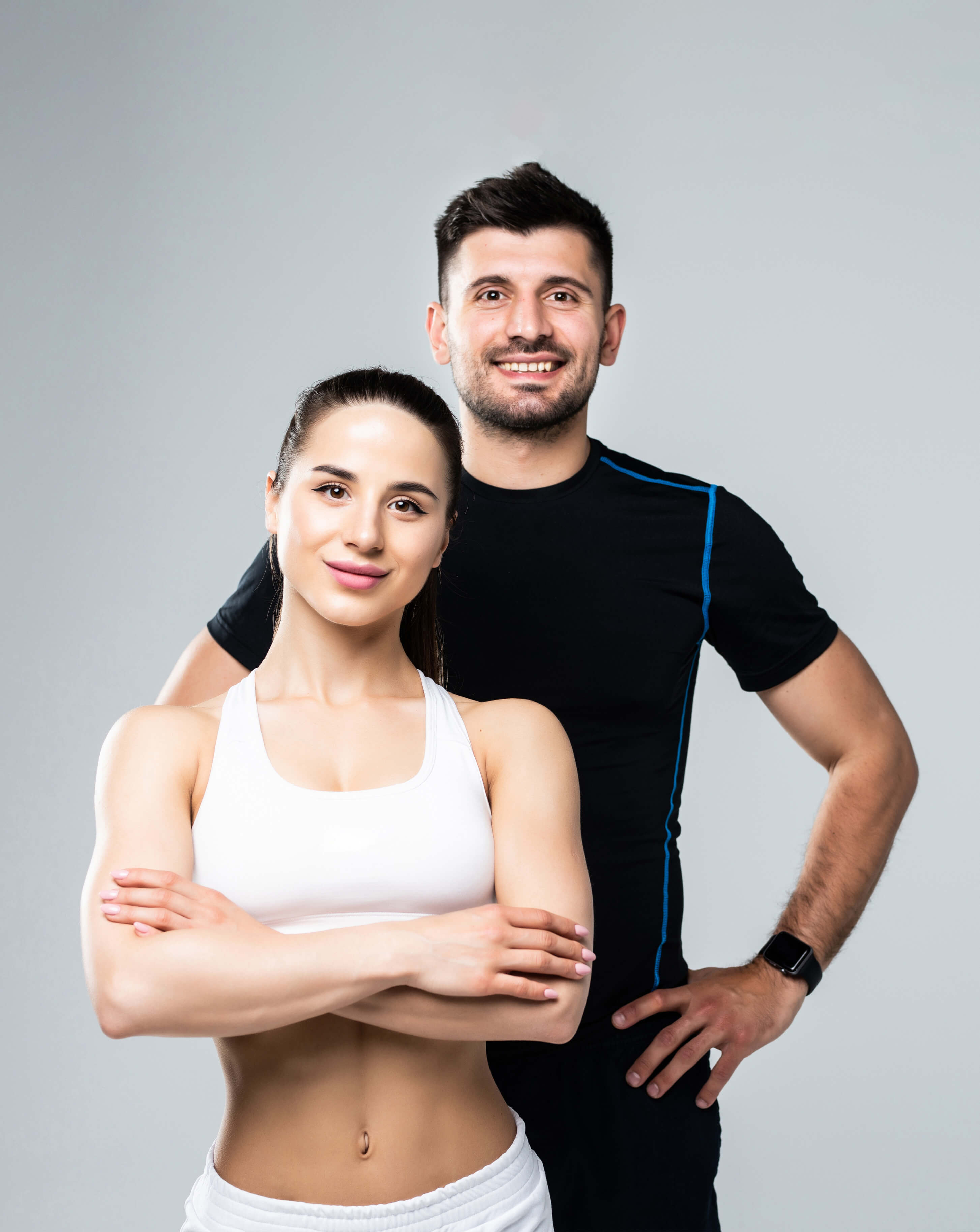 y5mdy_2907_teamfitnesscoachesmanwomanisolatedwhitebackground