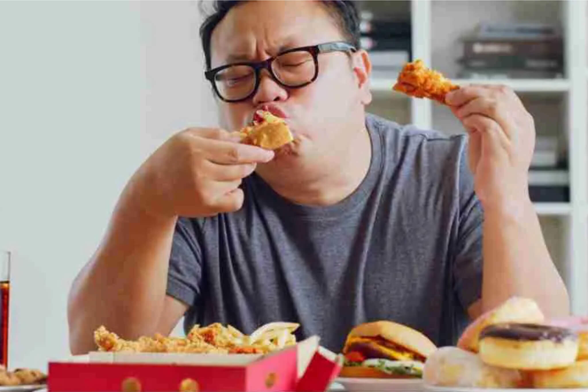 stressdriveeating_mbur5_2048