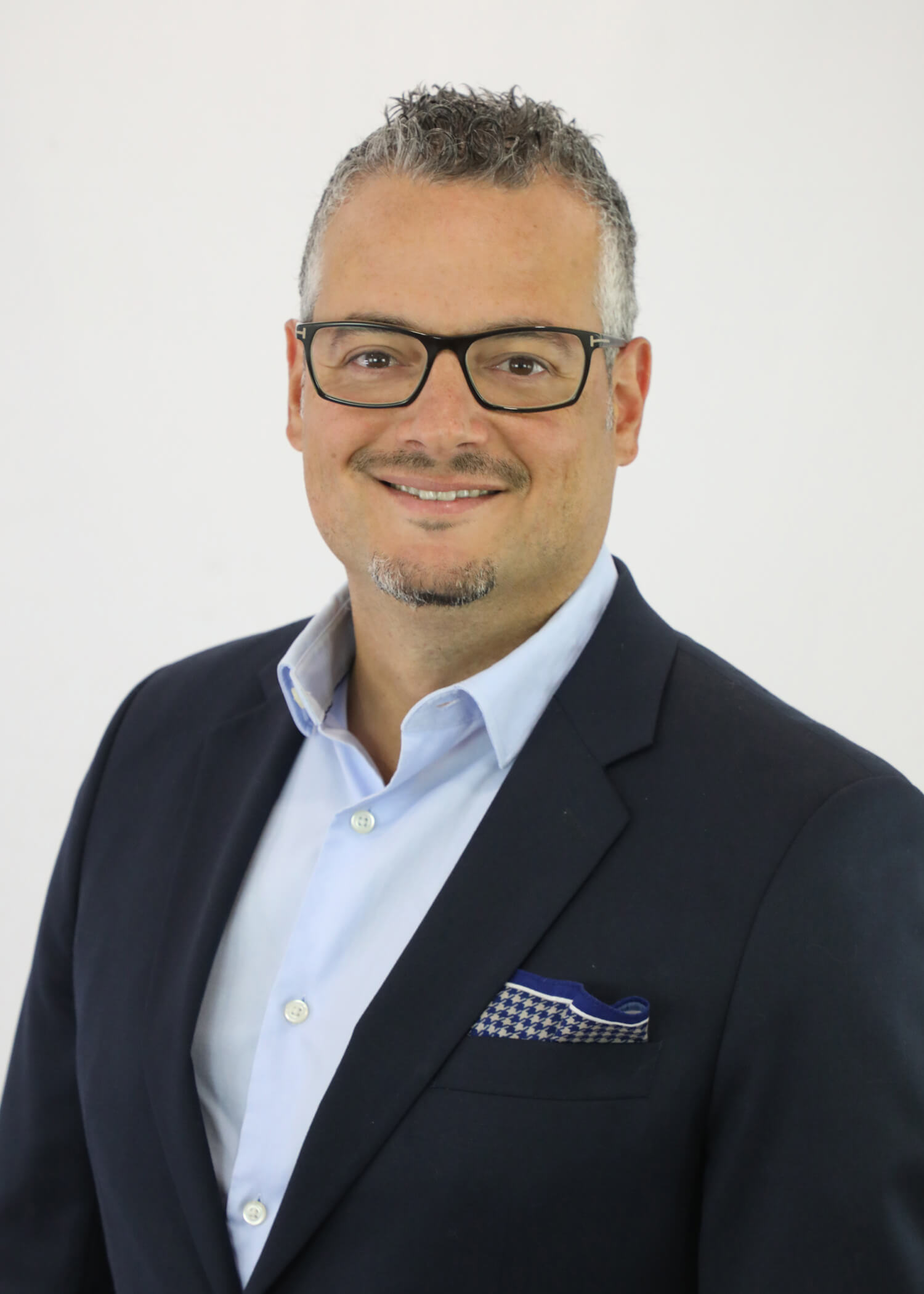 MikeHeadshot1_4w0t2_1500