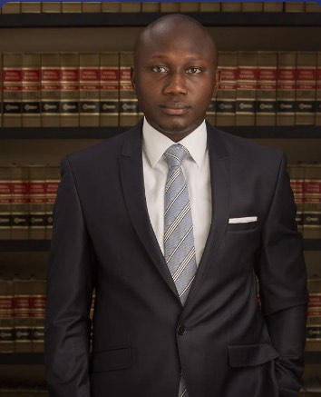 OMAtoyebiSANboss_fluyo_354