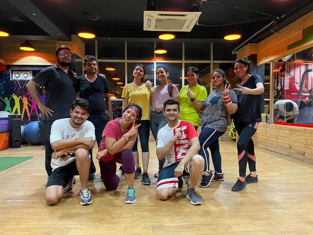 i3nza_1024_bollywood