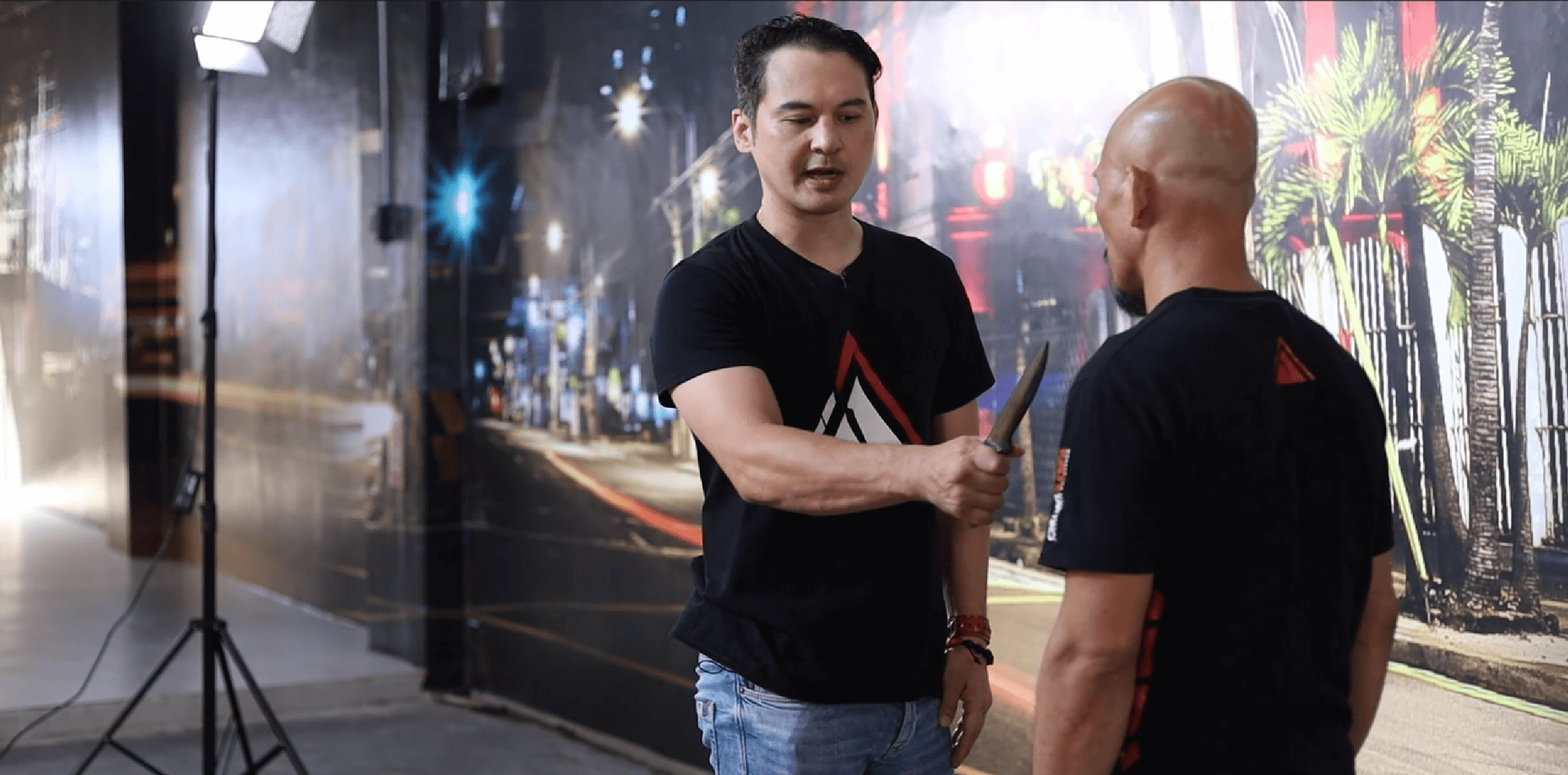 actionshot002_lxcpx_2560