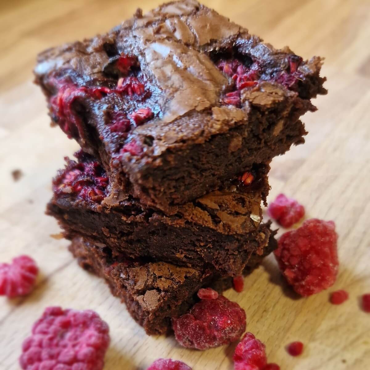 bangonbrowniesraspberryrampage_y1bbq_1200