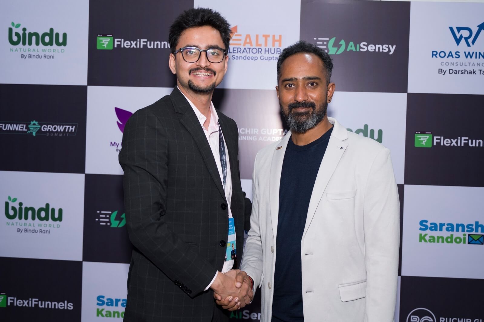 c18412c43974463e8b620021f0bd4bf2_q5nzi_1600