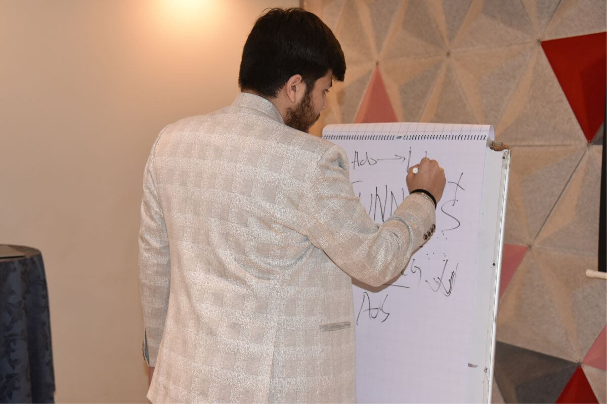 GFPortfolioRaghav2_e0nti_1200