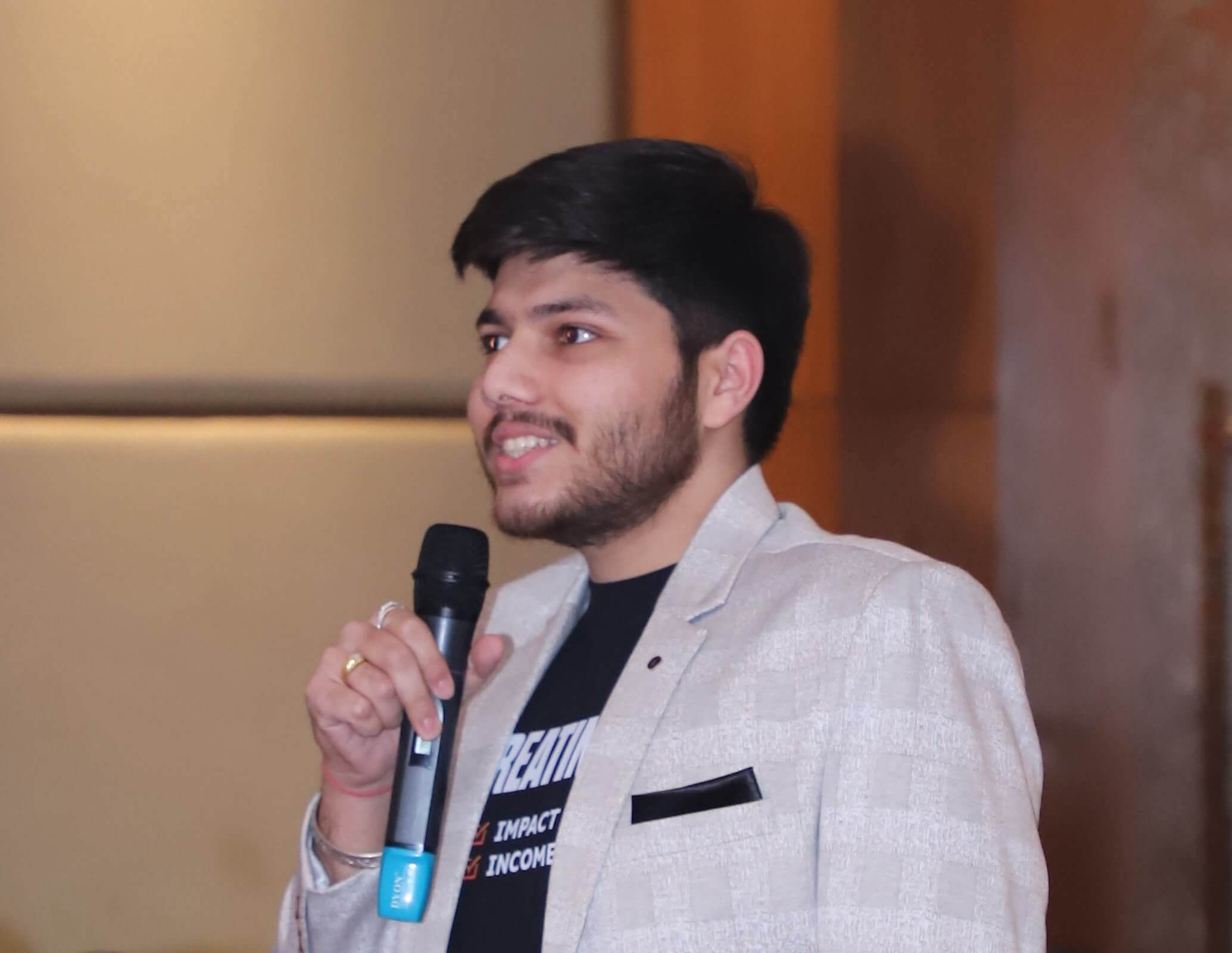 Raghav7_c2baj_2069