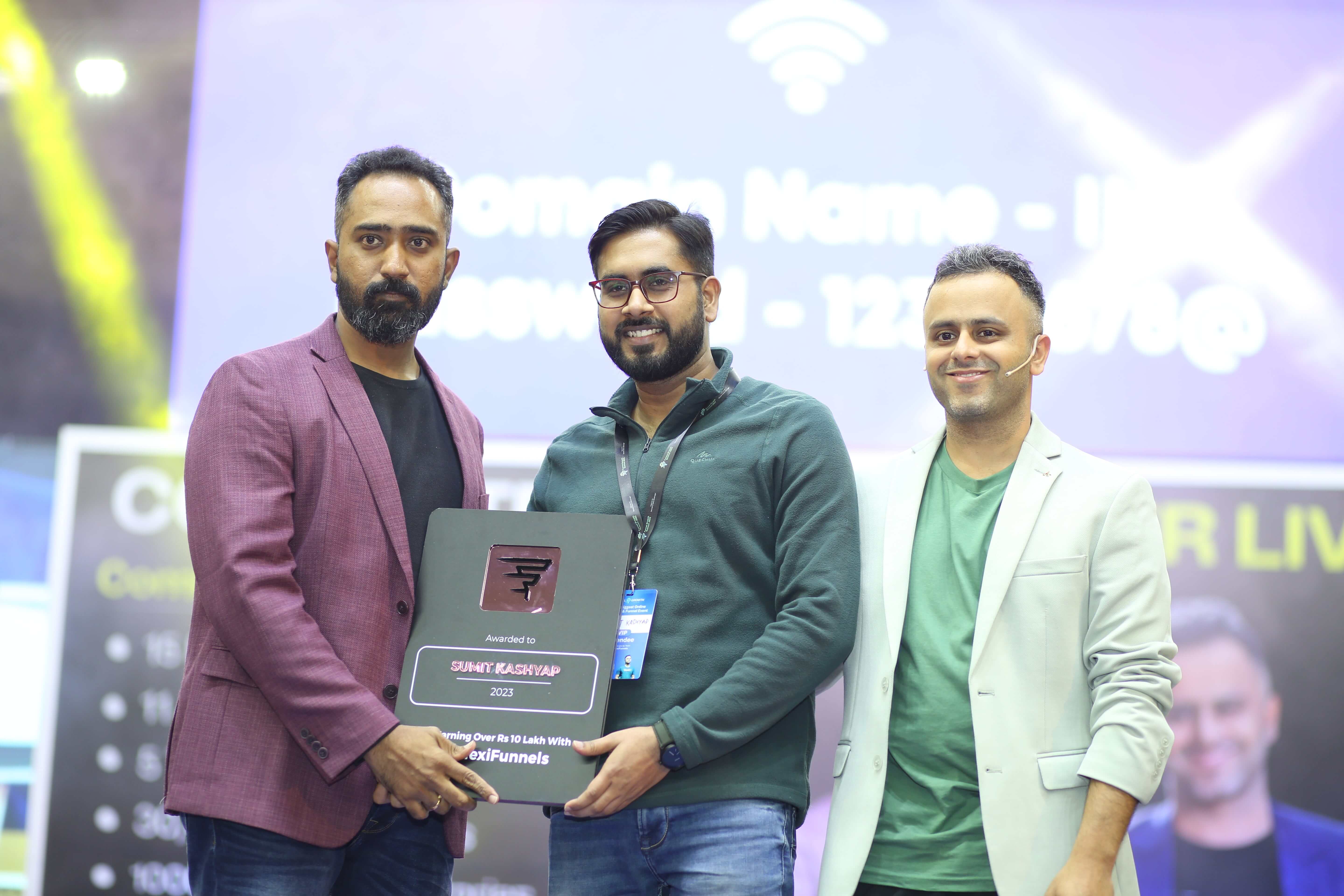 c4nde_5760_0Q6A4726min