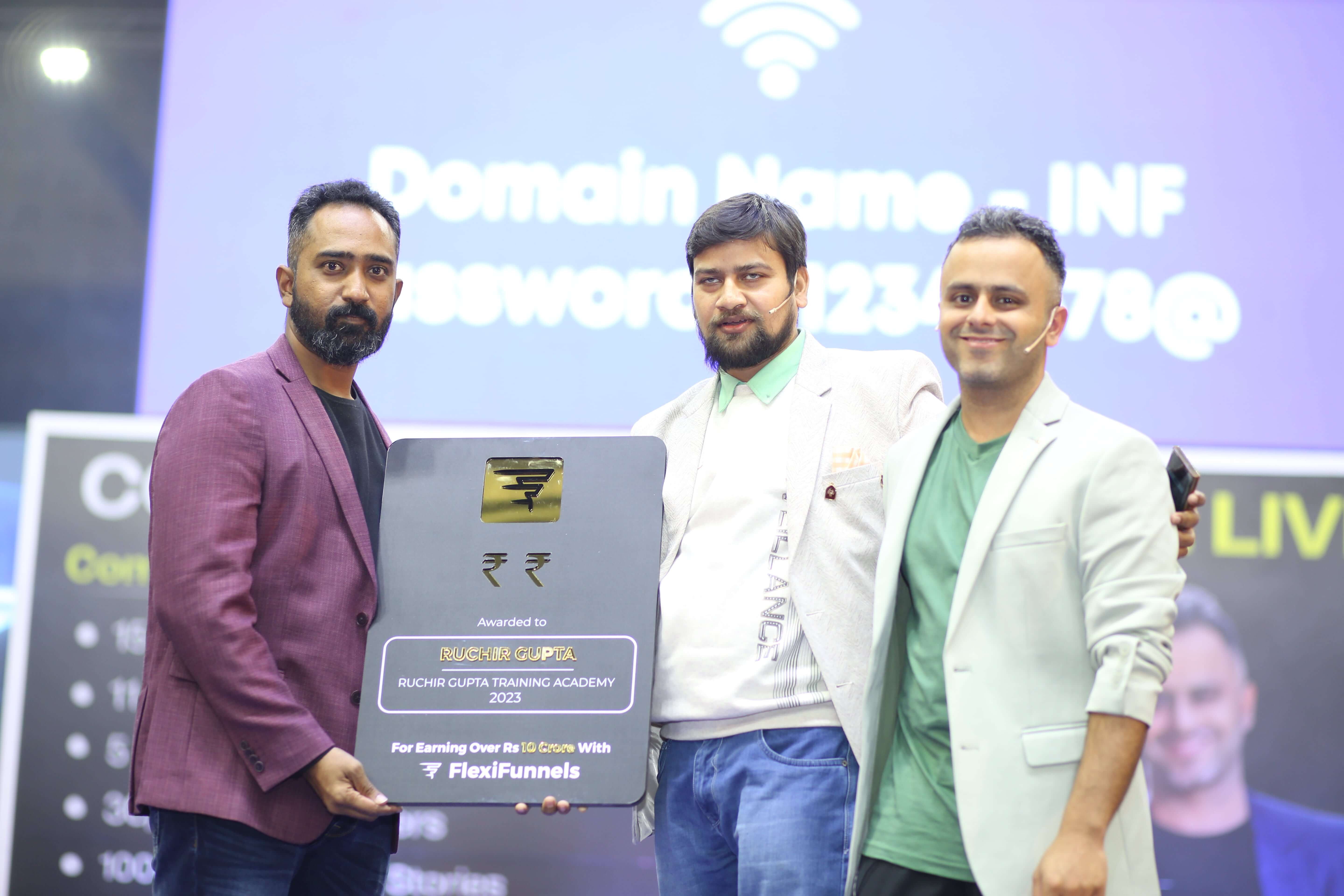 u5odu_5760_0Q6A4749min