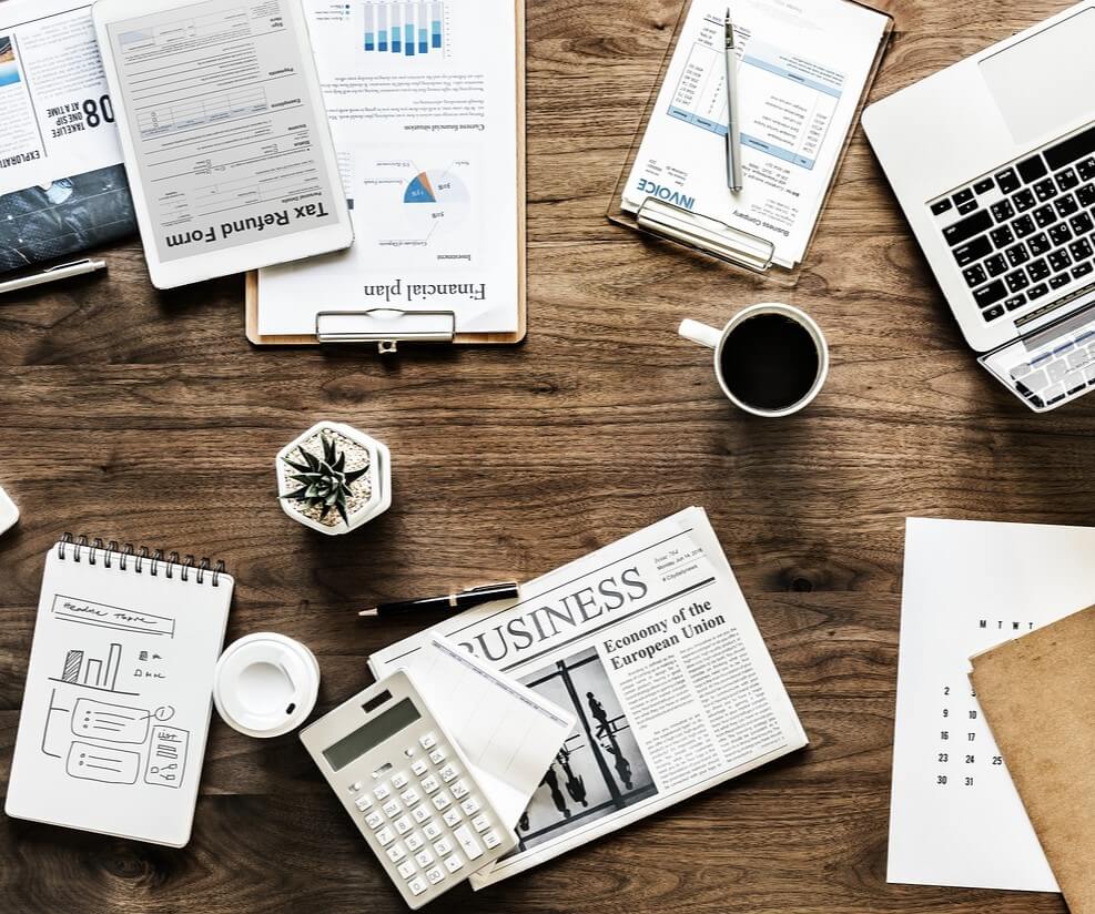 desk31391271280_u5ndq_987