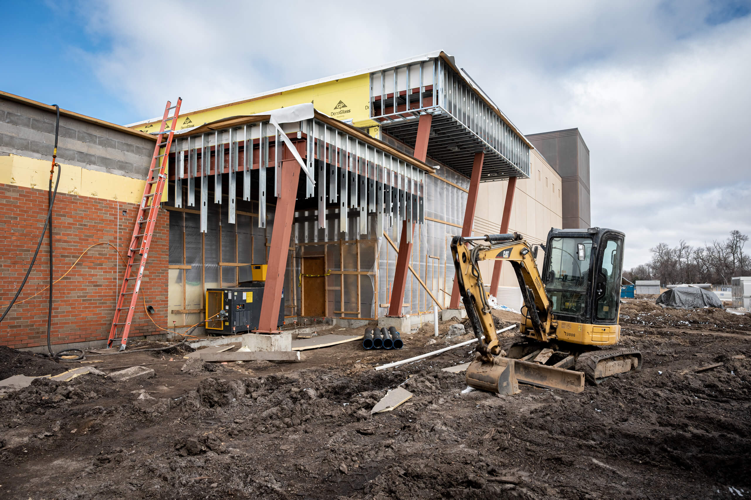 g5mzu_2560_MACCRAYEntryConstructionPhoto