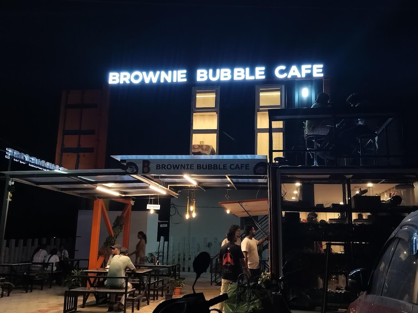 BrownieBubbleCafe_iwmti_1360