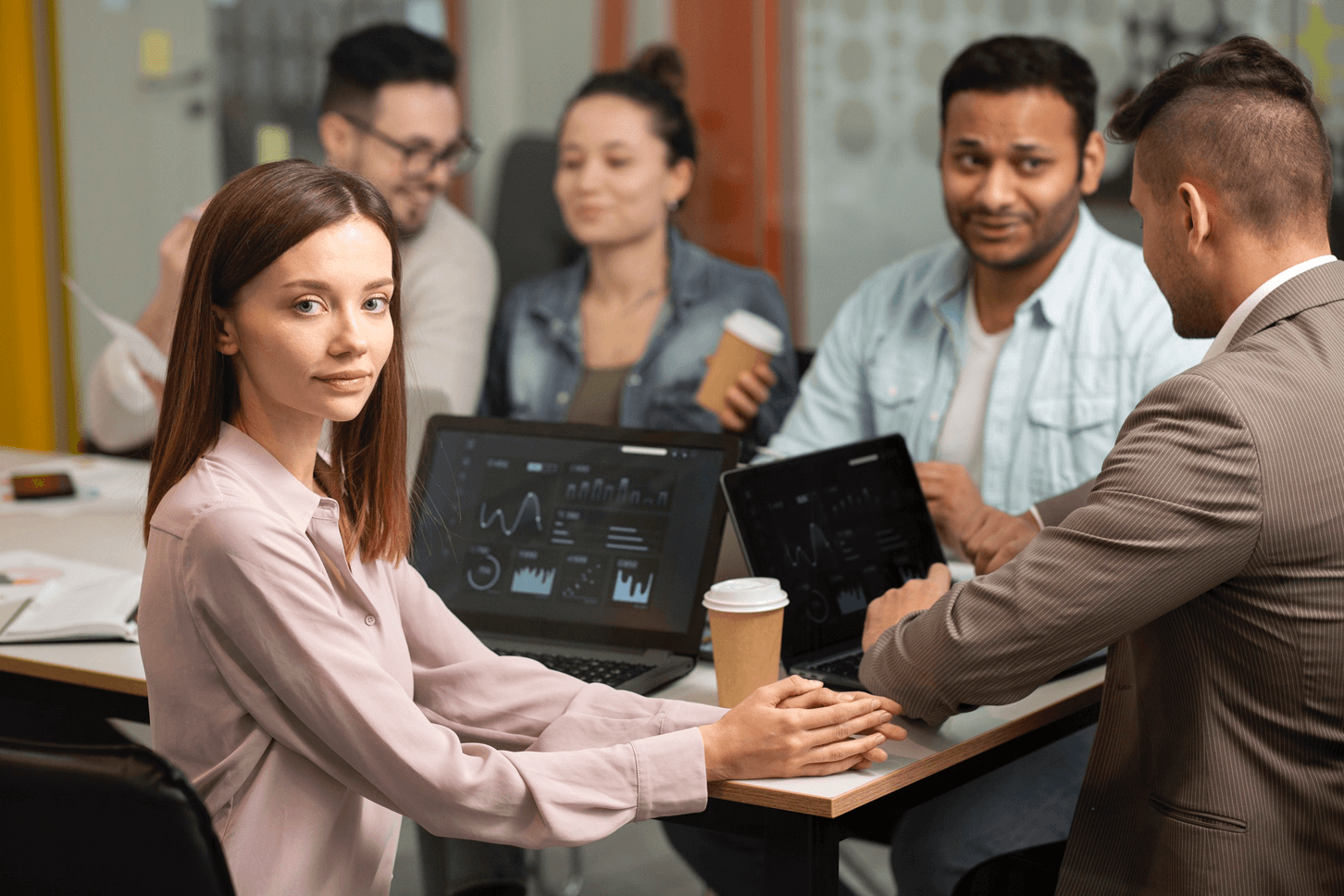 graphic23_q2ndy_1452