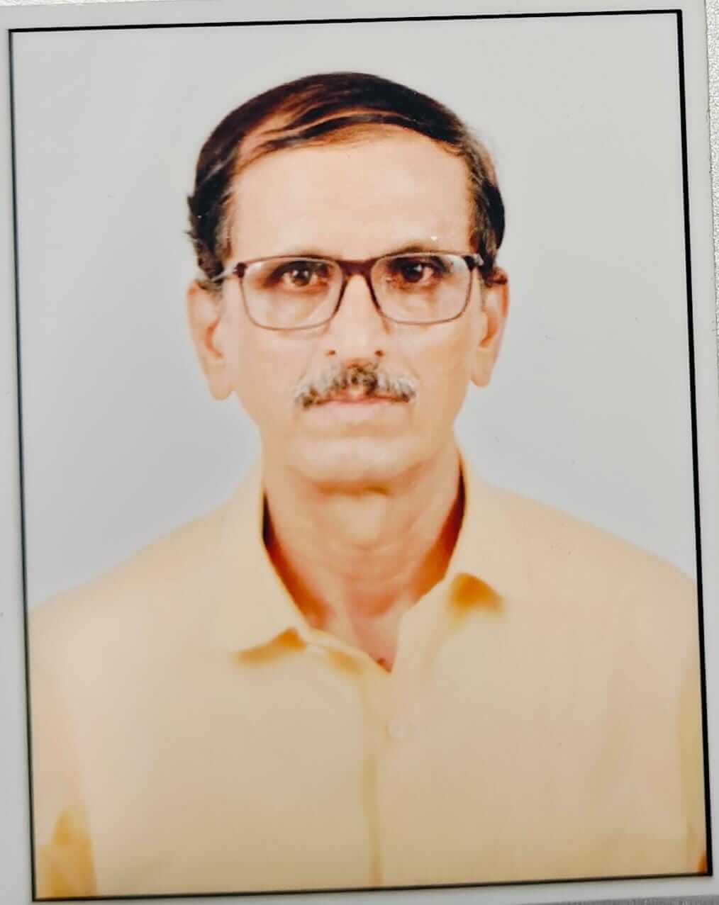 RaviChavanSarita_ezp17_1014