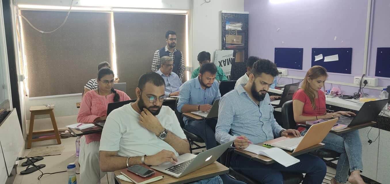 m0mjm_1355_WhatsAppImage20240311at1